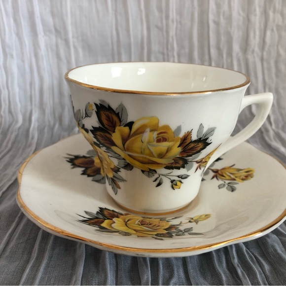 Rosina Fine Bone China Other - Vintage ROSINA BONE CHINA teacup & saucer set scalloped yellow brown green gold